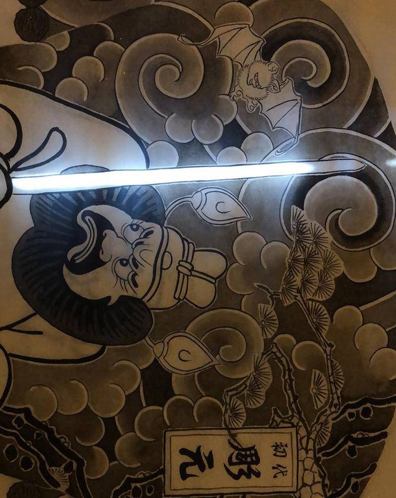 手稿纹身图片_背部老传统纹身图案