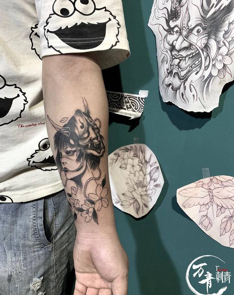 日风艺伎纹身图片_手臂腿部新传统艺伎纹身图案