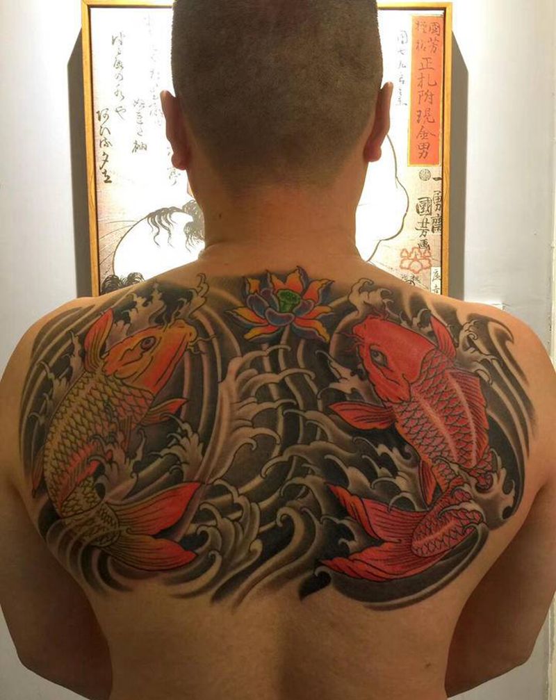 鱼纹身图片_老传统新传统纹身图案