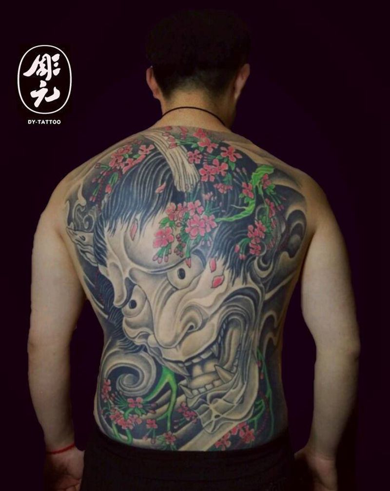 15年作品纹身图片_背部新传统纹身图案