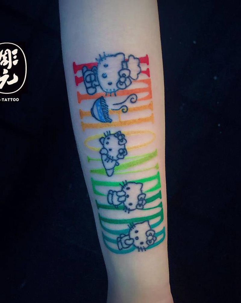 KT猫纹身图片_手臂花体字New School纹身图案