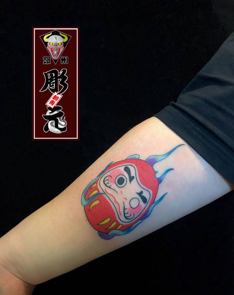 达摩蛋纹身图片_手臂老传统新传统纹身图案