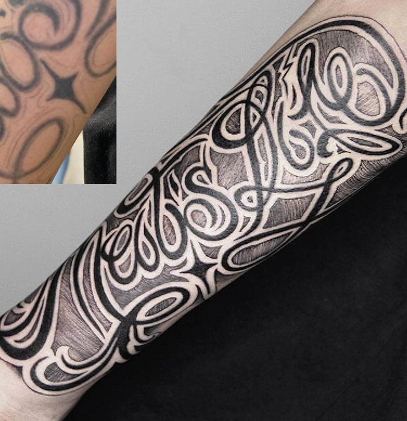 遮盖+修改花体字纹身图片_手臂花体字纹身图案