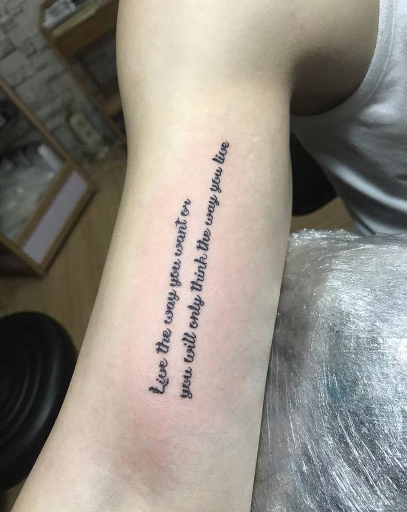 字母纹身图片_手臂纹身图案