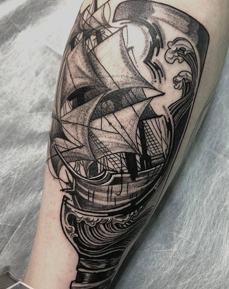 点刺线条帆船纹身图片_腿部点刺纹身图案