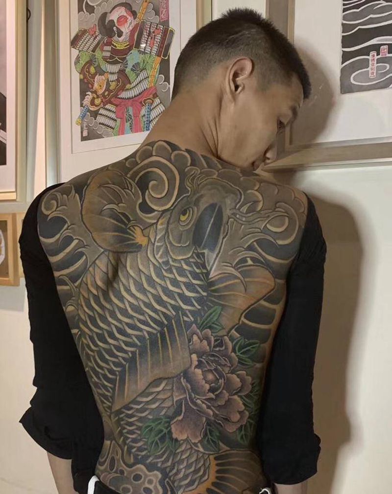 鱼纹身图片_老传统纹身图案