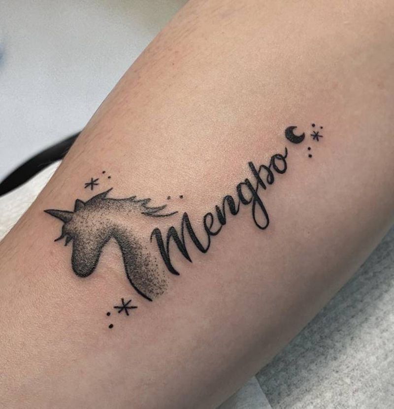 小清新字纹身图片_手臂点刺纹身图案