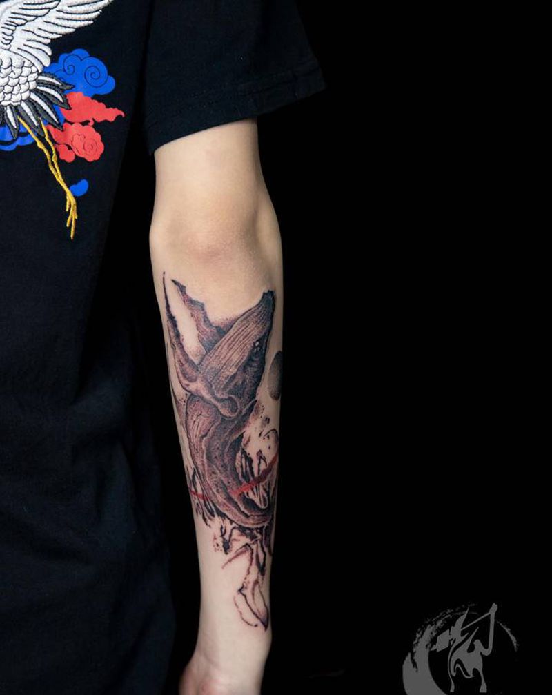 鲸鱼纹身纹身图片_手臂鲸鱼纹身图案