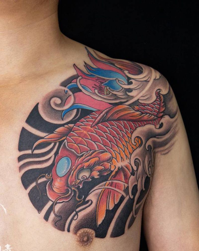 彩色鲤鱼纹身图片_胸部老传统新传统鲤鱼莲花纹身图案