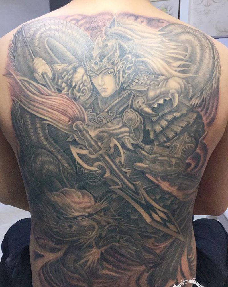 满背赵云纹身图片_背部新传统纹身图案