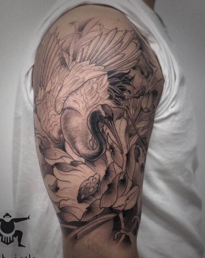 新传统 仙鹤纹身图片_手臂新传统纹身图案