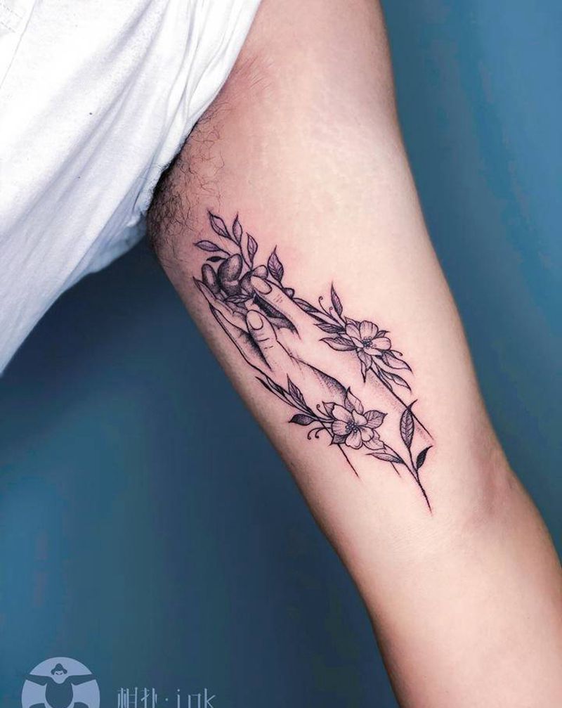 手纹身图片_手臂点刺纹身图案