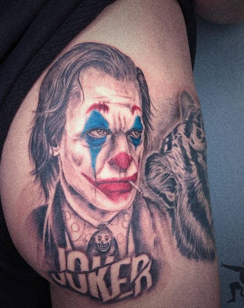 小丑纹身图片_臀部欧美写实纹身图案
