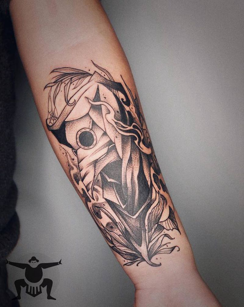 鸟嘴医生纹身图片_手臂点刺纹身图案