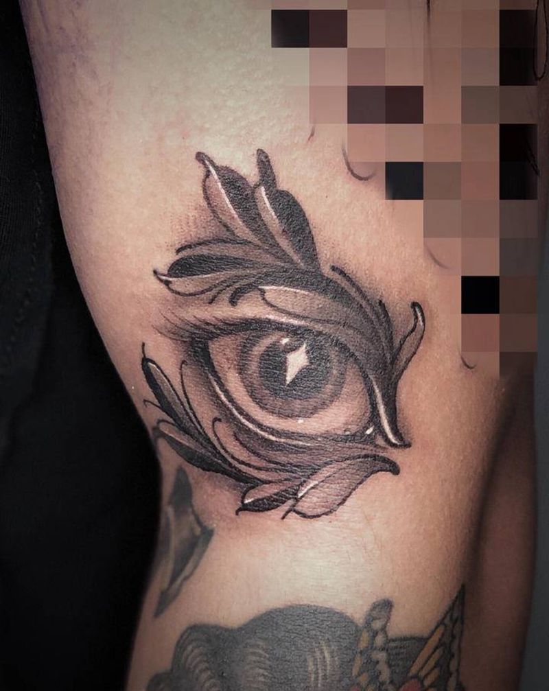 眼睛纹身图片_手臂Old School纹身图案