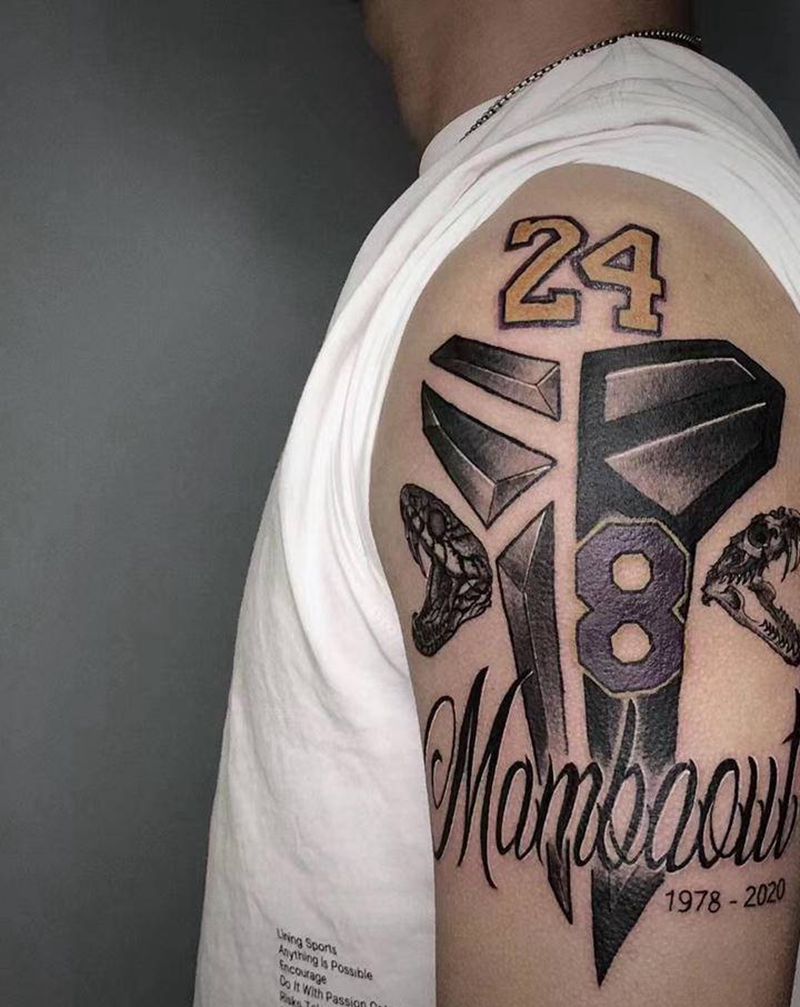 纪念黑曼巴纹身图片_手臂图腾Old School纹身图案