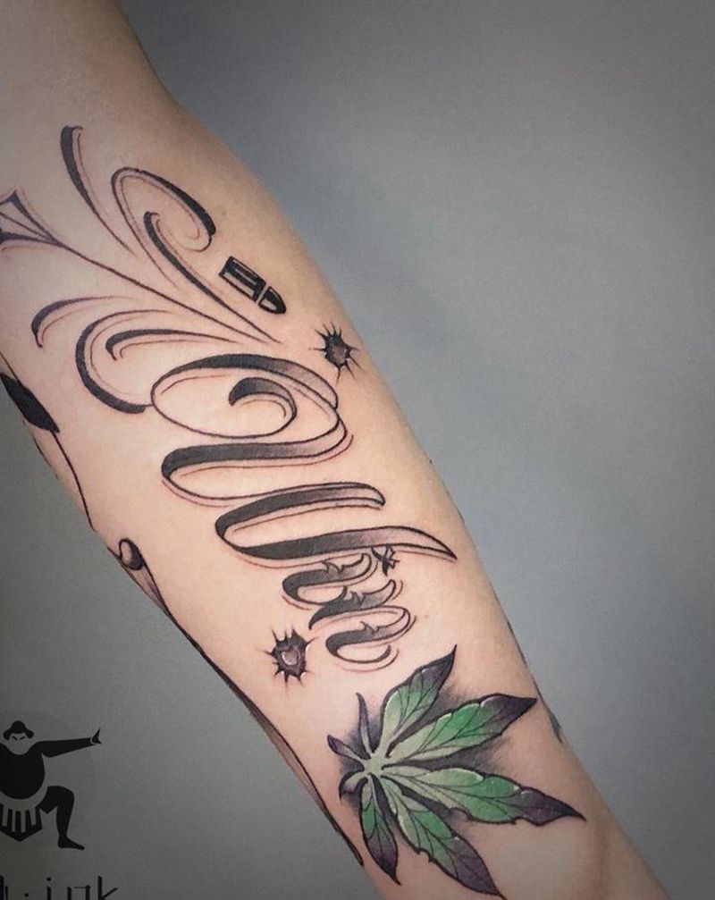 花体字➕麻叶纹身图片_手臂花体字New School纹身图案