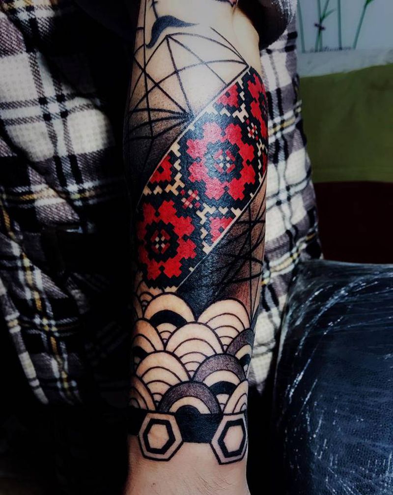 几何（遮盖未完成）纹身图片_手臂几何水彩纹身图案