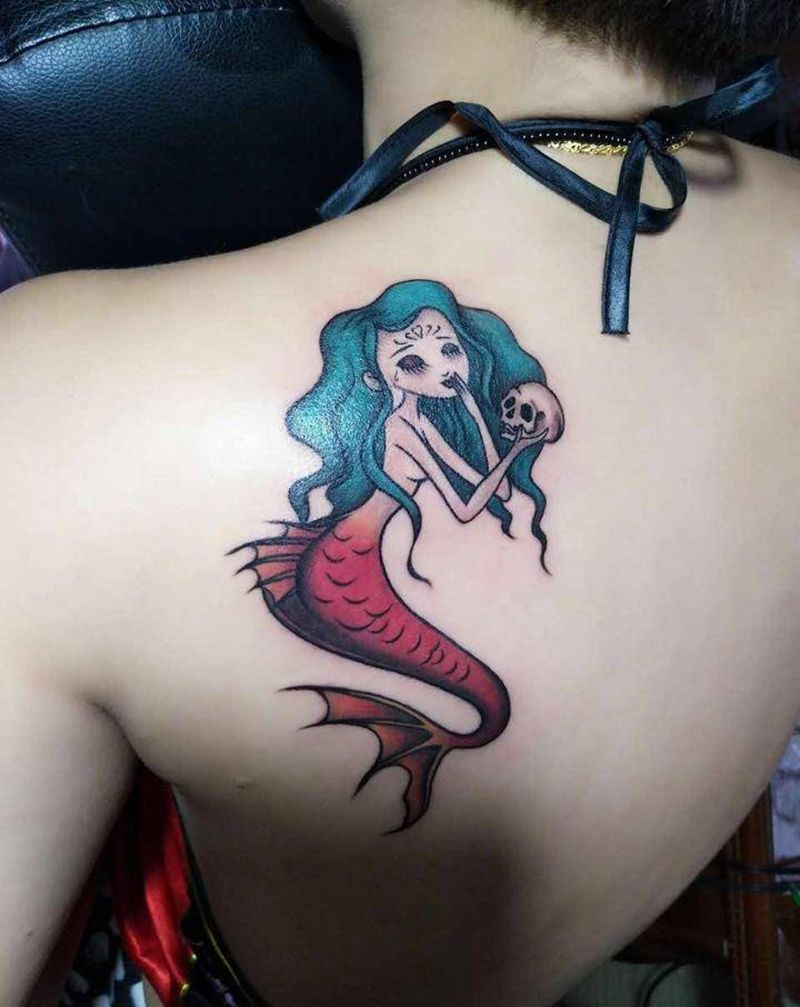 美人鱼纹身图片_背部New School纹身图案