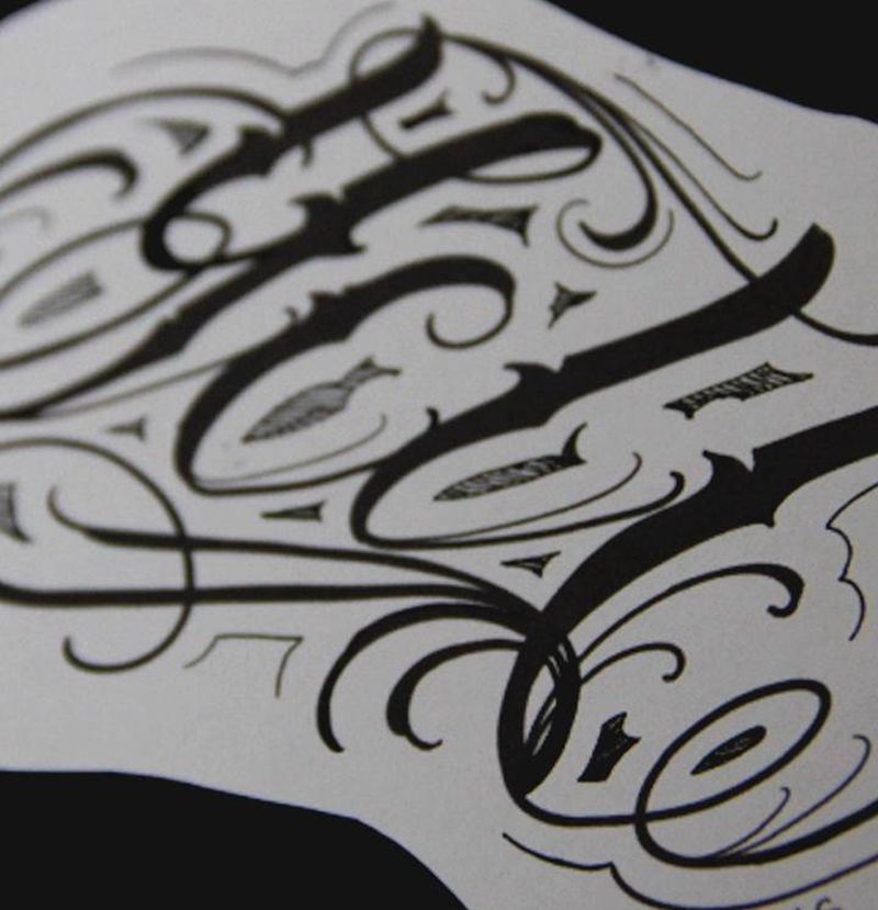 设计手稿花体字纹身图片_手臂花体字纹身图案