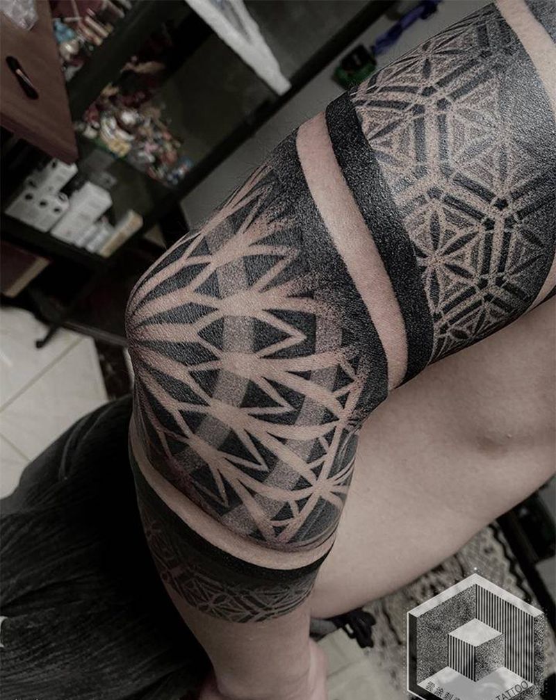 细节纹身图片_手臂图腾点刺纹身图案
