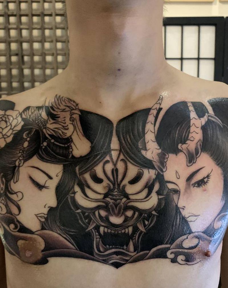 下次彩色纹身图片_胸部新传统纹身图案