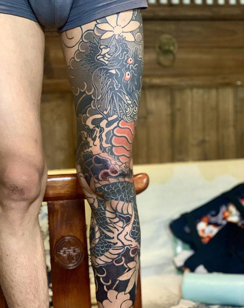 花腿龙纹身图片_腿部老传统纹身图案