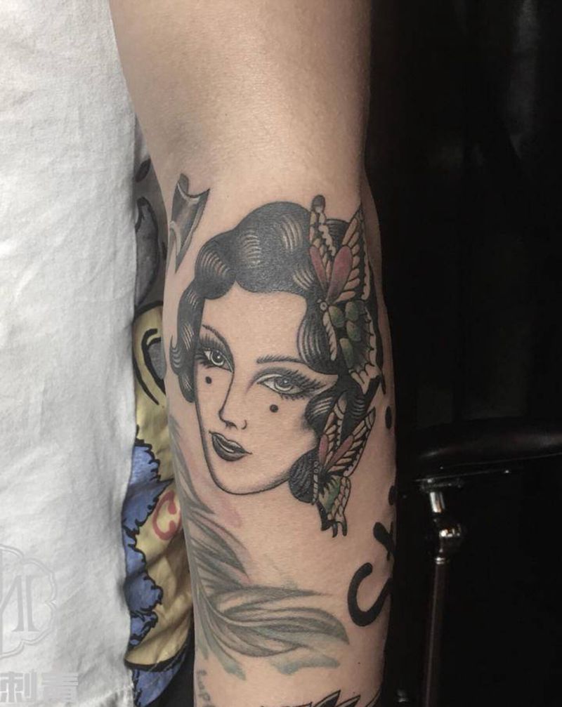 old  chool美女纹身图片_手臂Old School纹身图案