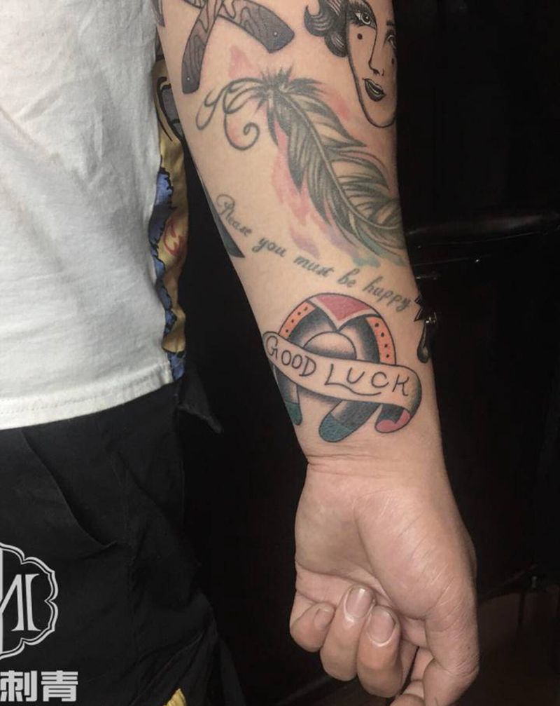 小图纹身图片_手臂Old School纹身图案