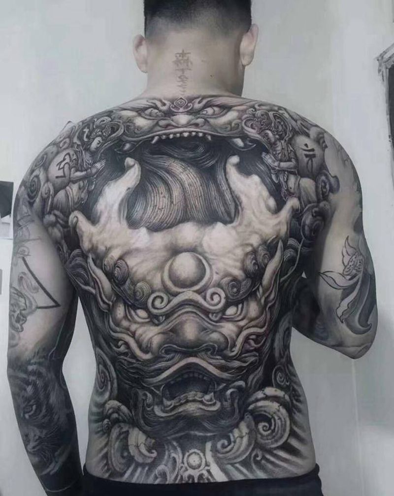 临摹岳阳老师作品纹身图片_背部纹身图案