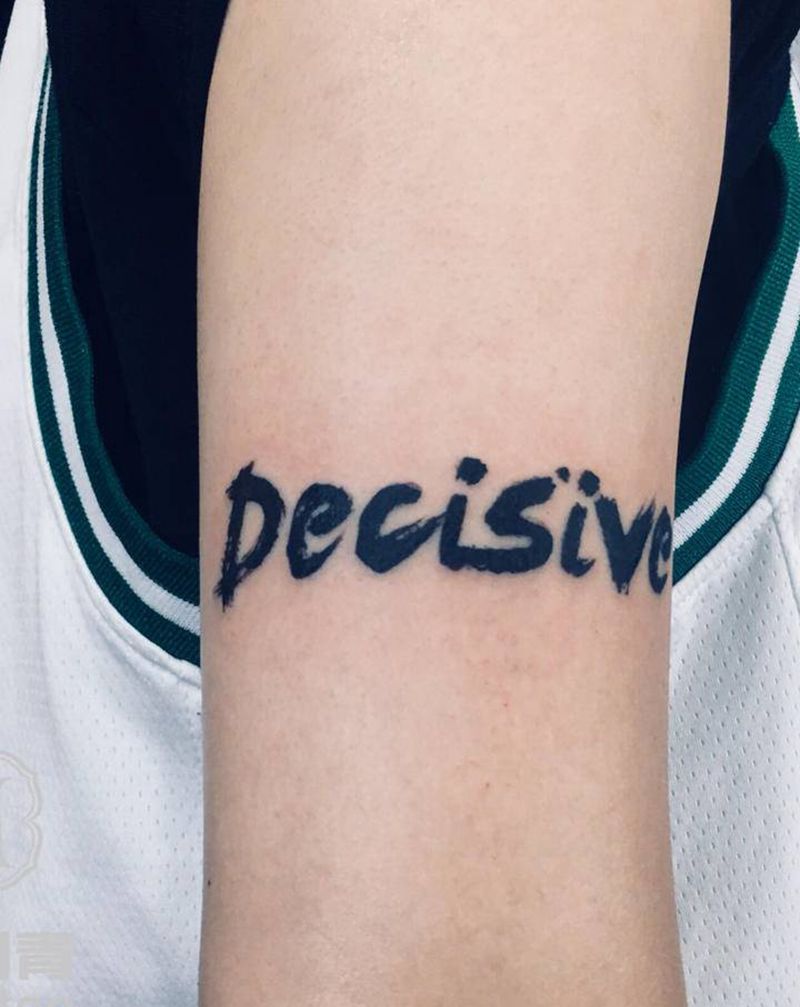 字母纹身图片_手臂水墨纹身图案