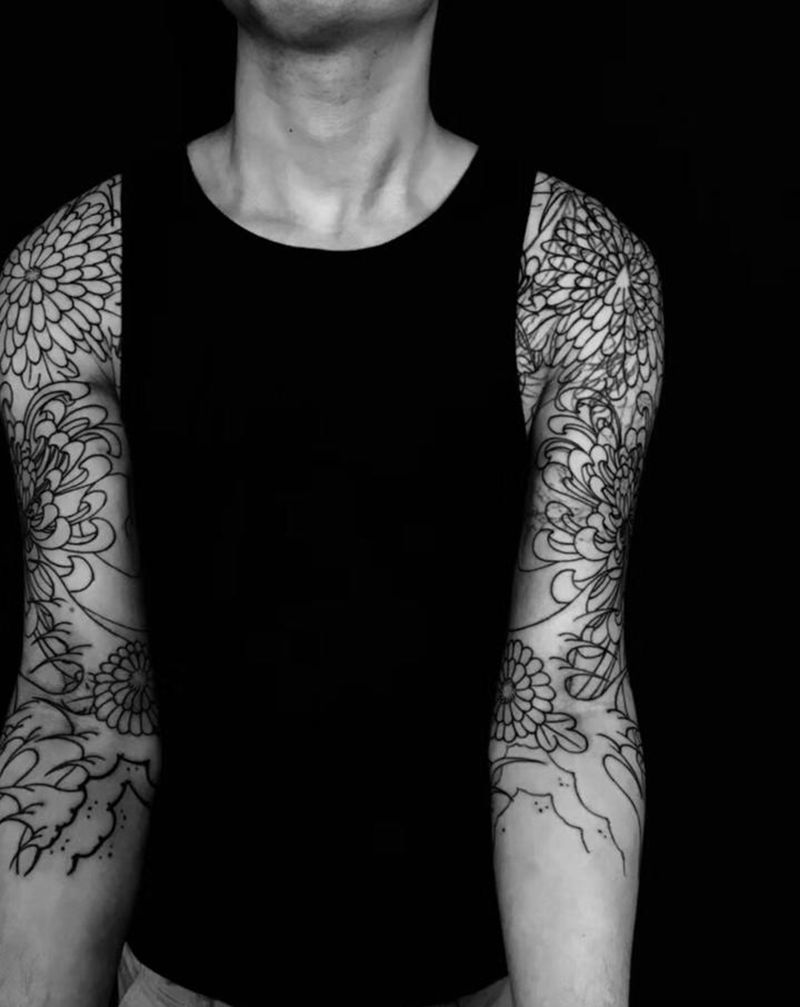 双菊花臂纹身图片_手臂老传统菊花纹身图案