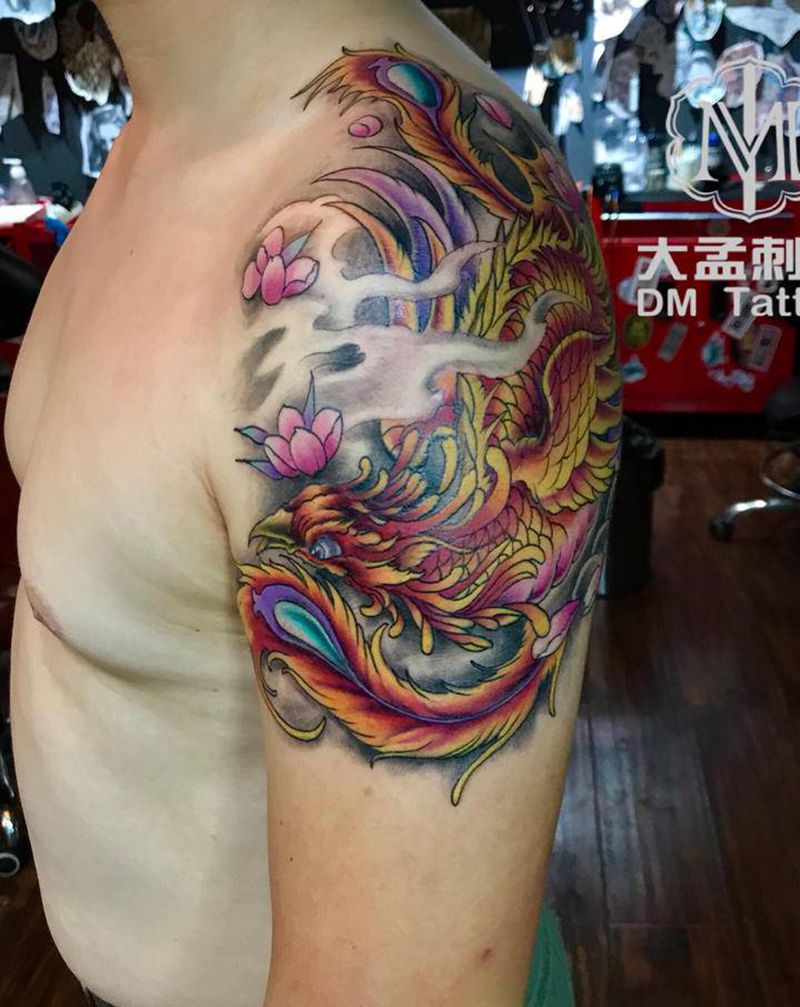 大臂彩色凤凰纹身图片_手臂新传统纹身图案