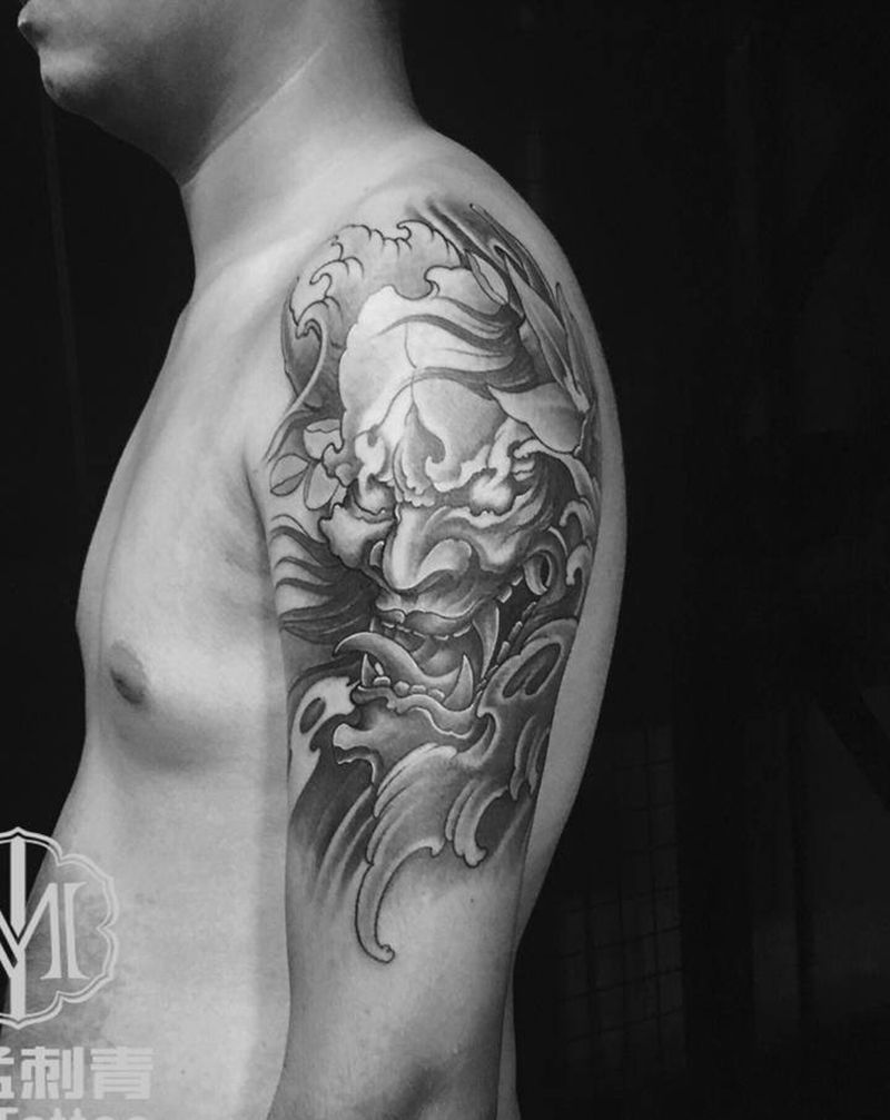 大臂般若纹身图片_手臂新传统纹身图案