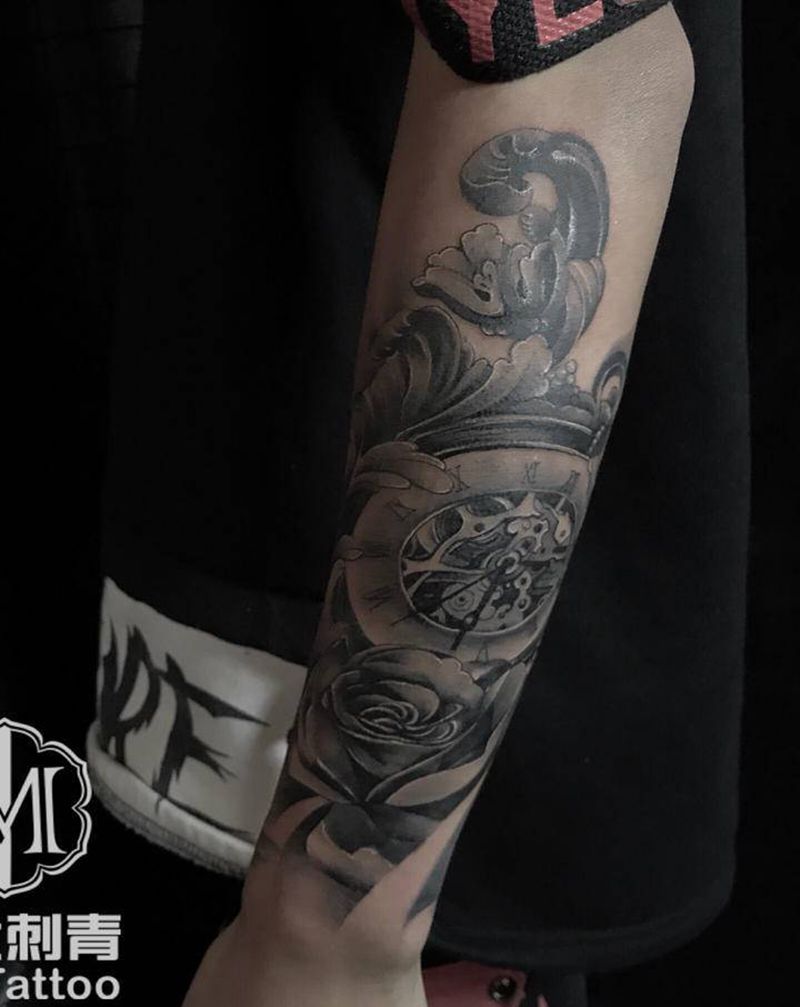 玫瑰花钟表纹身图片_手臂欧美写实纹身图案