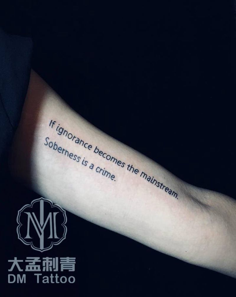 英文纹身图片_手臂花体字纹身图案