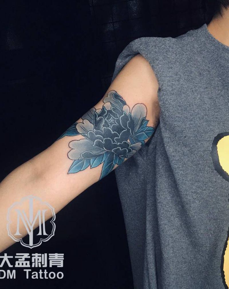牡丹遮盖纹身图片_手臂纹身图案