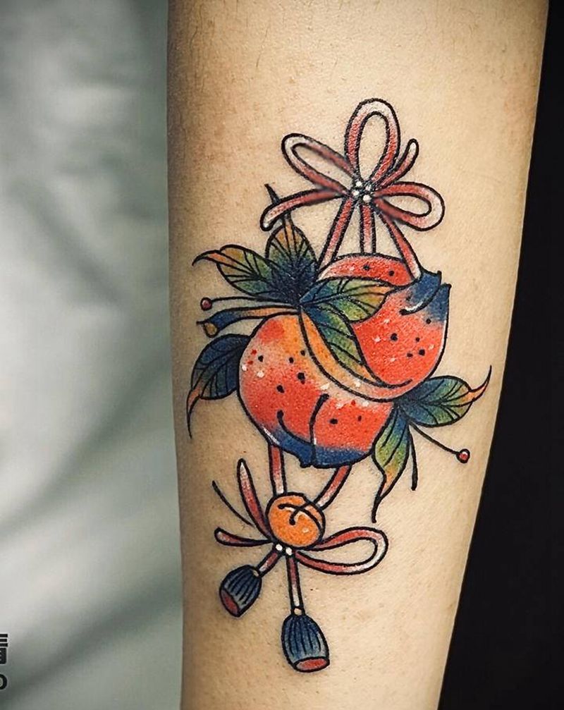 水蜜桃纹身图片_手臂Old School纹身图案