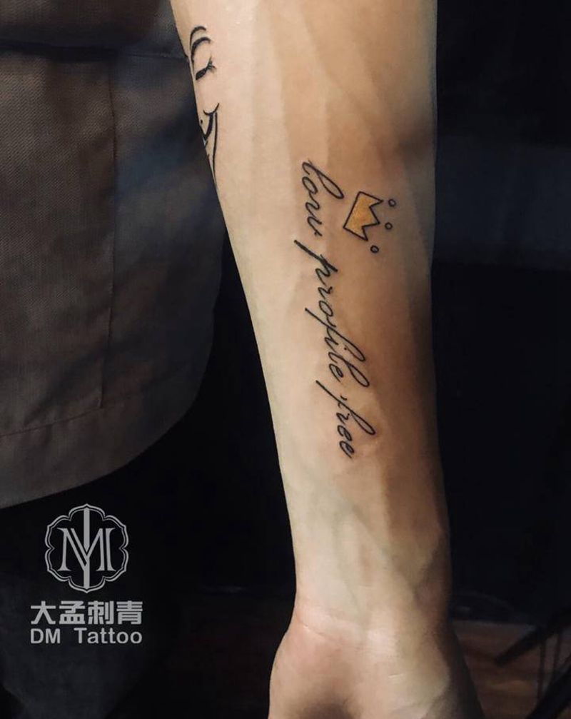 字母纹身图片_手臂小清新纹身图案