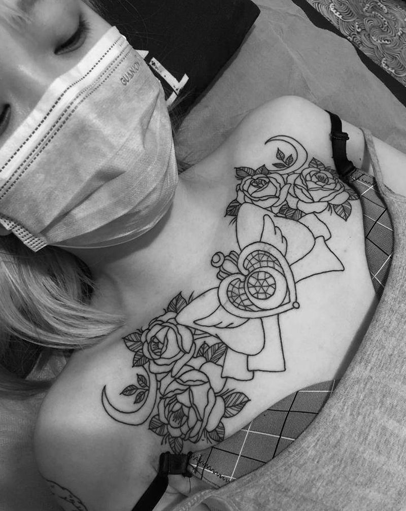 花胸纹身图片_几何图腾纹身图案