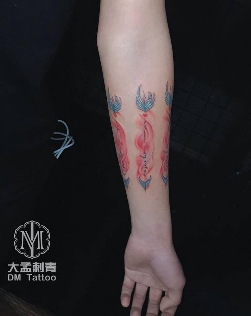 水彩字母纹身图片_手臂水彩纹身图案