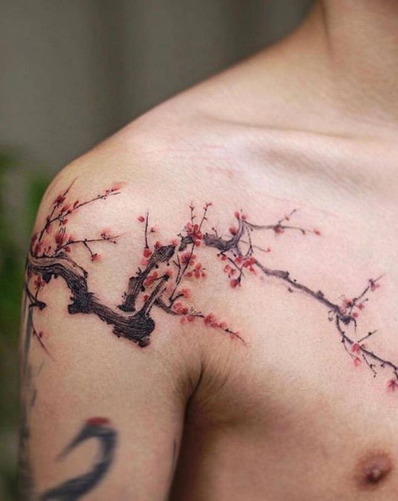 梅花纹身图片_肩部颈部新传统New School梅花锁骨纹身图案