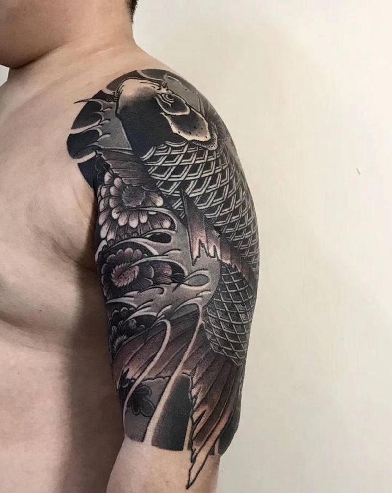 传统纹身纹身图片_手臂背部老传统纹身图案