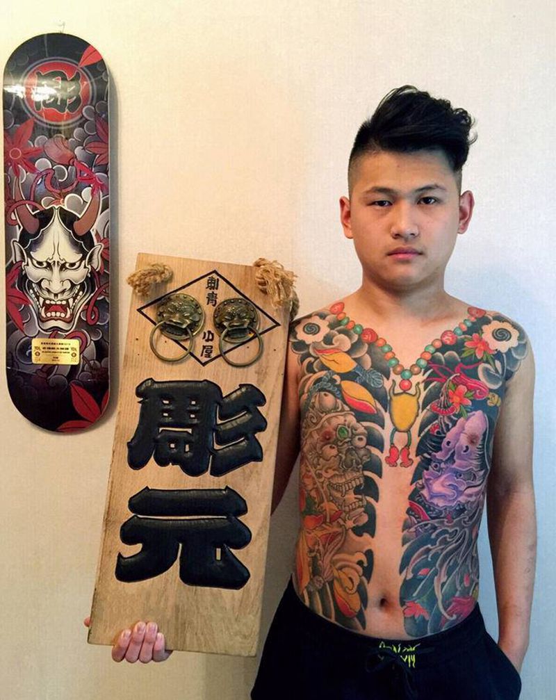 老传统开衫纹身图片_老传统纹身图案