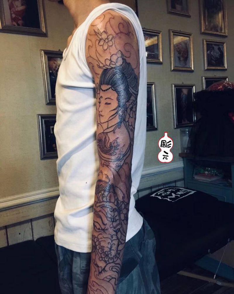 花臂线条纹身图片_新传统纹身图案