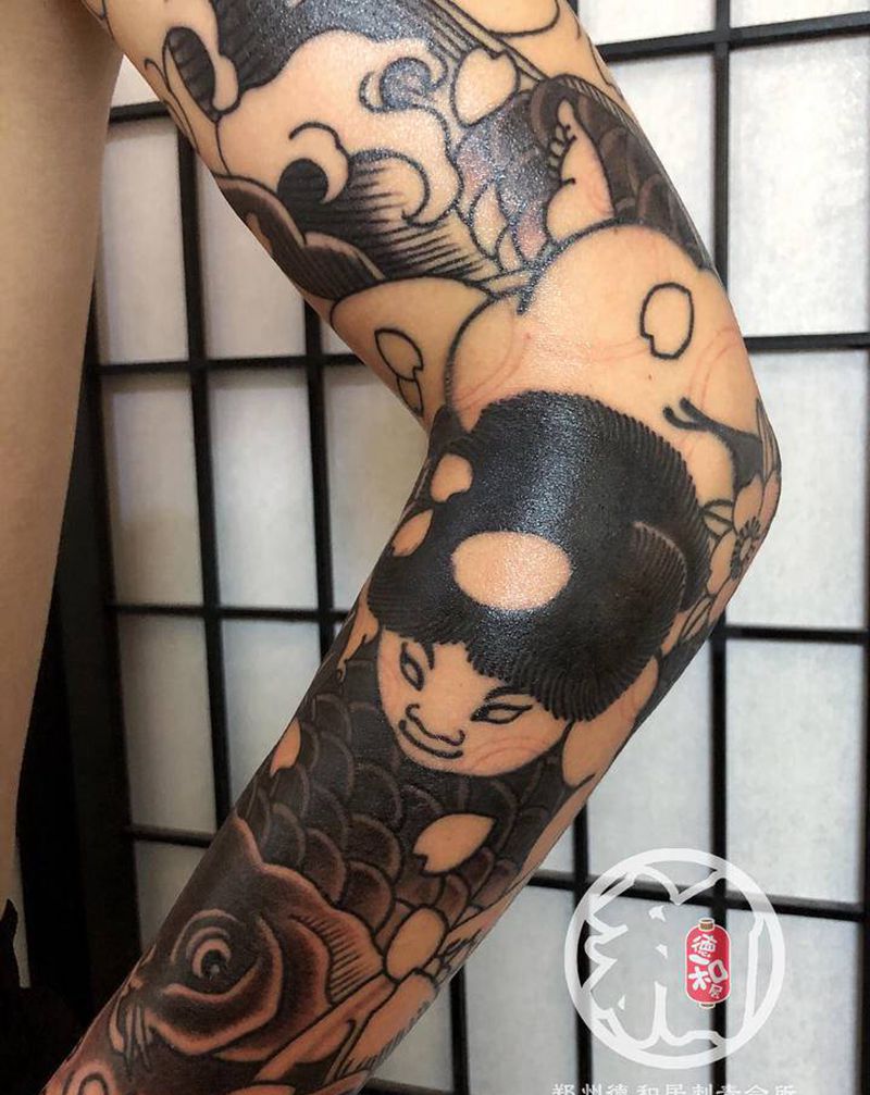 花臂金太郎纹身图片_手臂老传统纹身图案