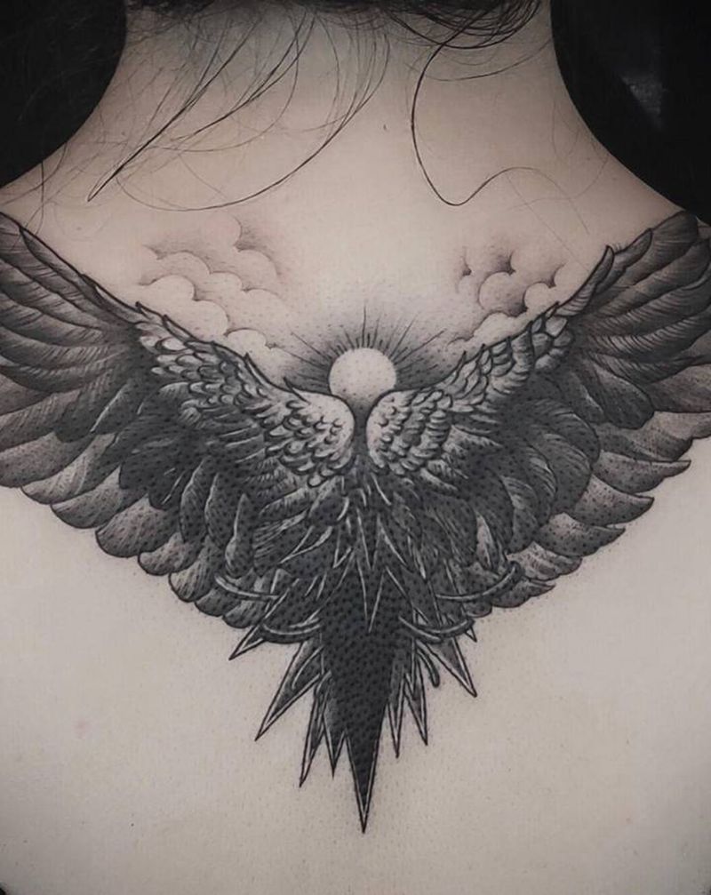 修改添加翅膀纹身图片_背部几何纹身图案