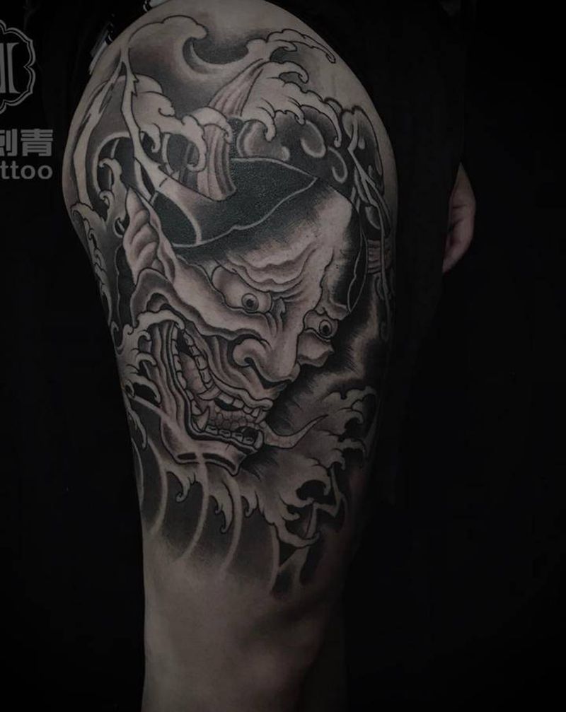 般若纹身图片_腿部新传统纹身图案