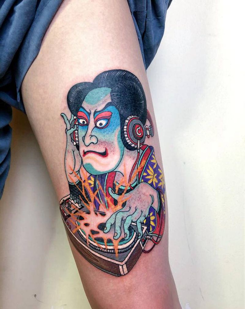 DJ纹身图片_腿部老传统纹身图案