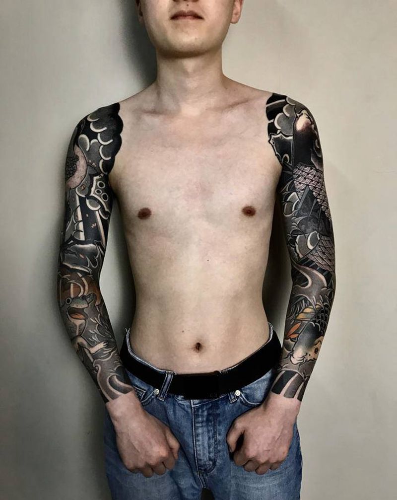 花臂鲤鱼纹身图片_手臂老传统鱼仙鹤纹身图案